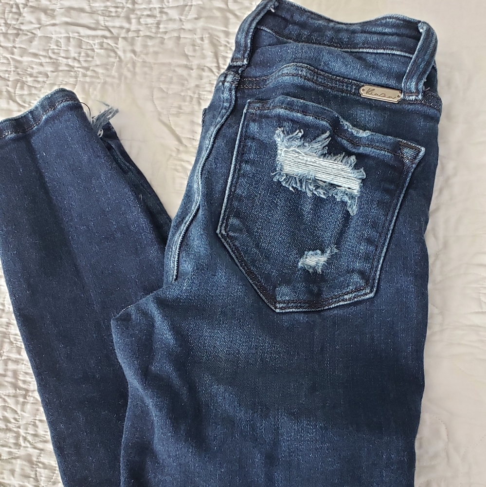 Size 23 Skinny Distressed KanCan Jeans